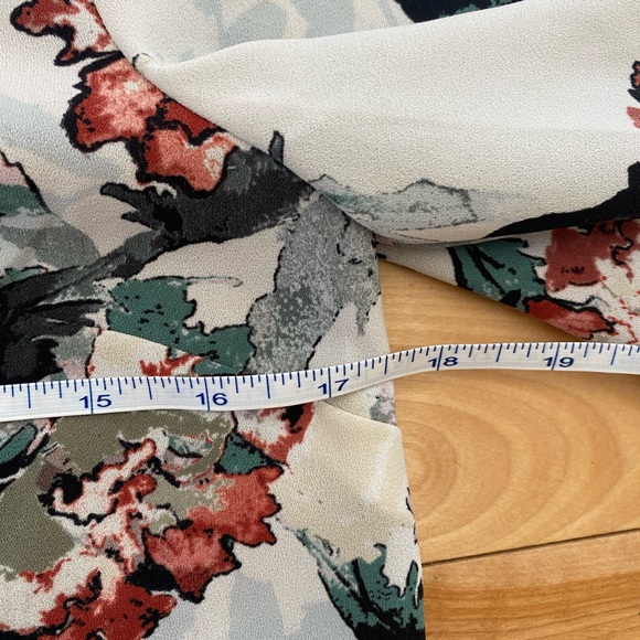 Wilfred Aritzia Cambrai Floral Top S - Picture 11 of 12